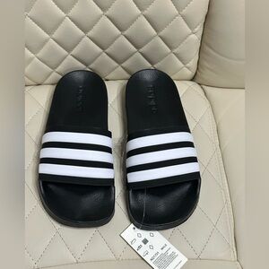 ADIDAS boys slide sandals size 6 black white NEW